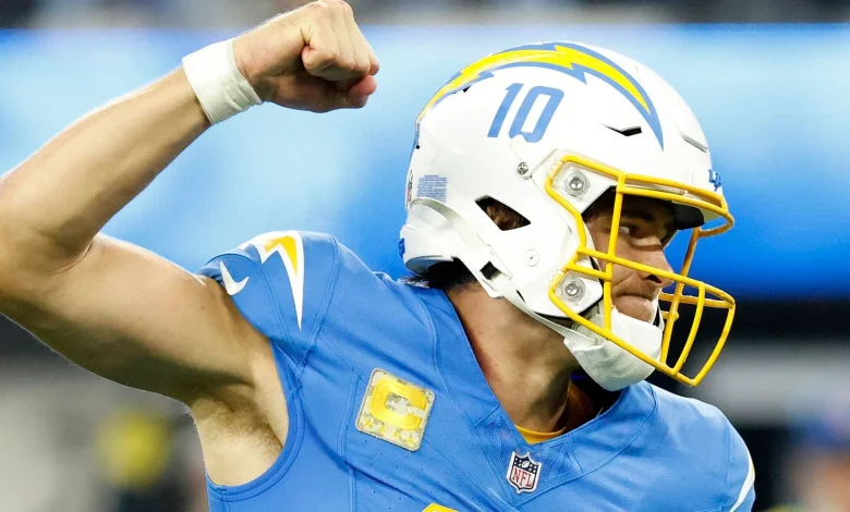 NFL: Pittsburgh Steelers 10-25 Los Angeles Chargers - Justin Herbert shines as Aaron Rodgers struggles