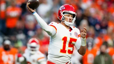 NFL Week 12 news, inactives, live updates from Sunday: Aaron Rodgers ruled out, Chiefs look to get above .500 for first time this season with win vs. Colts