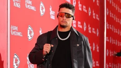 NFL Week 8's fashionable arrivals, featuring Patrick Mahomes' monochromatic look