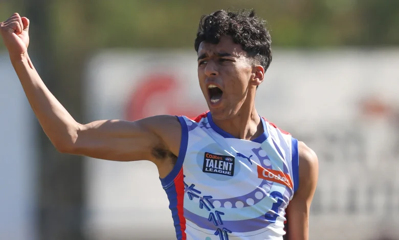 NGA graduate Saxena joins Collingwood