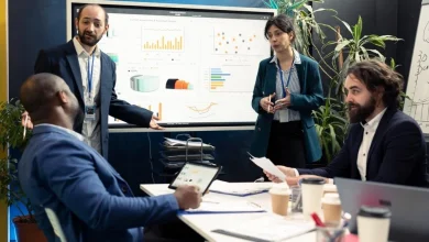 NYSE Composite Tracks Performance of Major Financial and Technology Stocks