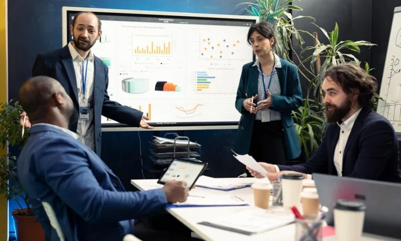 NYSE Composite Tracks Performance of Major Financial and Technology Stocks