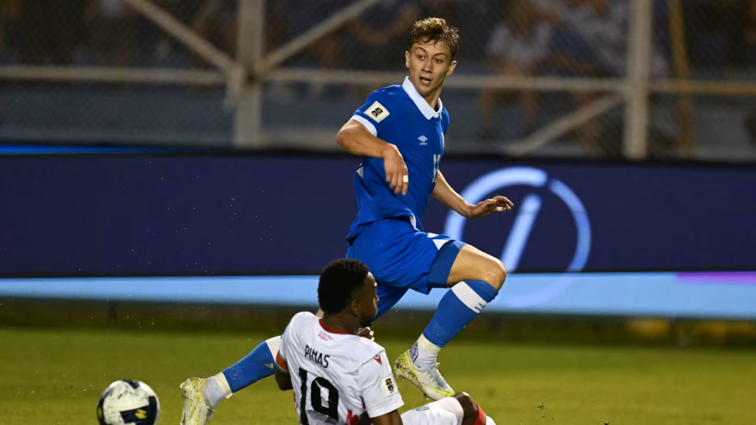 Nathan Ordaz se ausenta en el último pulso eliminatorio de El Salvador