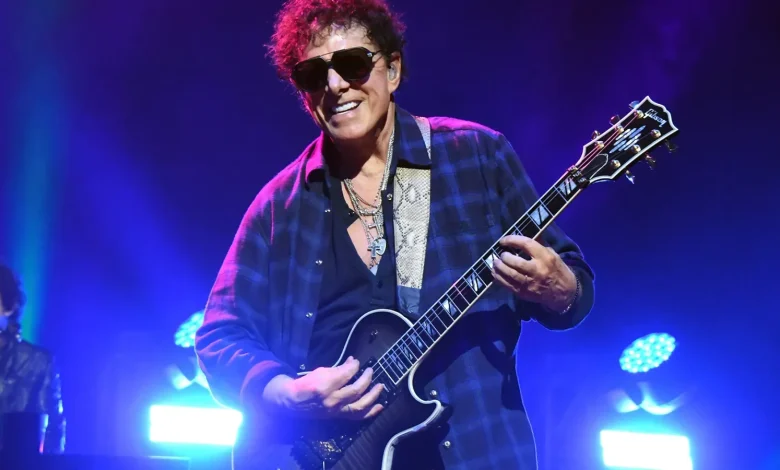 Neal Schon Breaks Down Journey's Farewell Tour: 'It Doesn't Mean the Rest of Us Are Going to Stop'