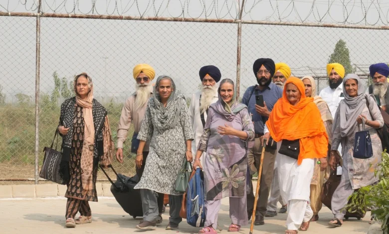 Nearly 2,100 Indian Sikhs arrive in Pakistan for annual religious festivities