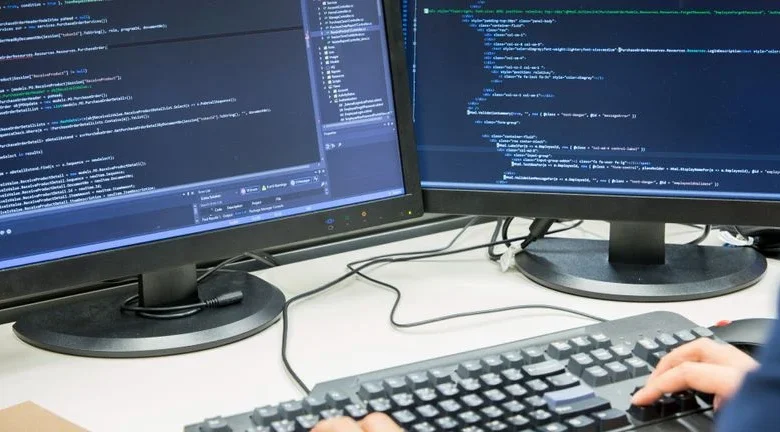 Nebius Group (NasdaqGS:NBIS): Valuation in Focus After Token Factory Launch and Renewed Investor Interest