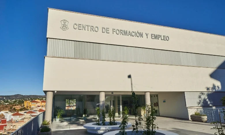 Nerja estrena su Centro de Formación y Empleo para impulsar la capacitación laboral