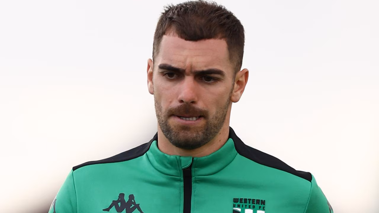 New Sydney star sets sights on his old enemy