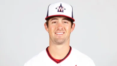 New York Mets add utility infielder from division rival