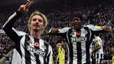 Newcastle 2-0 Tottenham: Carabao Cup holders beat Spurs to reach quarter-finals
