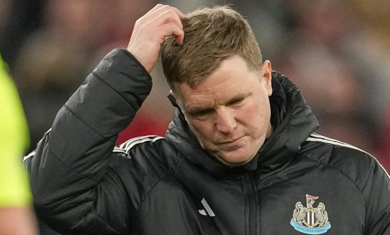 Newcastle boss Eddie Howe can do no more, the club have let him down, says Jamie Carragher after Brentford defeat