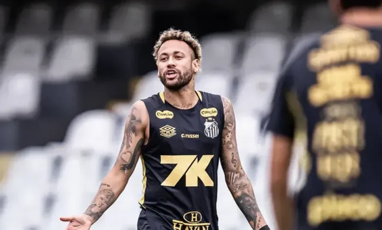 Neymar à disposição? Santos divulga relacionados para duelo com Sport