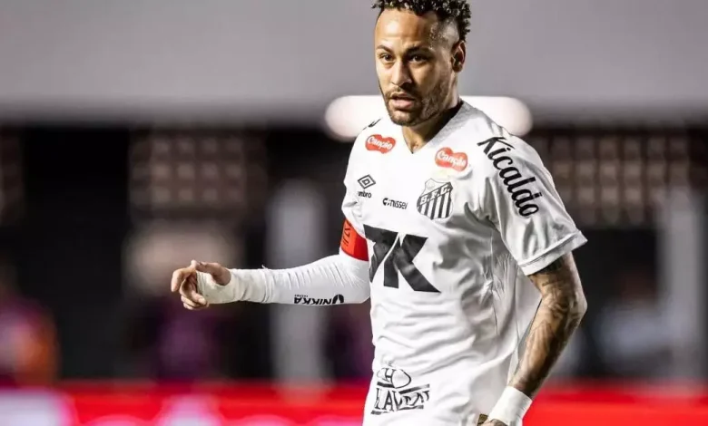 Neymar desafia lesão e marca golaço decisivo pelo Santos na Vila Belmiro | Esportes | O Liberal