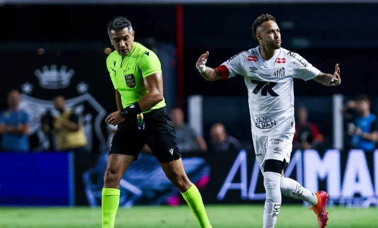 Neymar marcó su gol para Santos vs. Sport Recife, en el Brasileirao