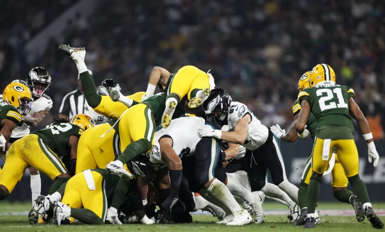 Nick Sirianni says he’s not thinking about Packers’ proposal to end tush push