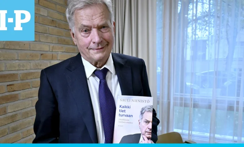 Niinistö arvostelee Marinin kansliaa "oudoista esityksistä"