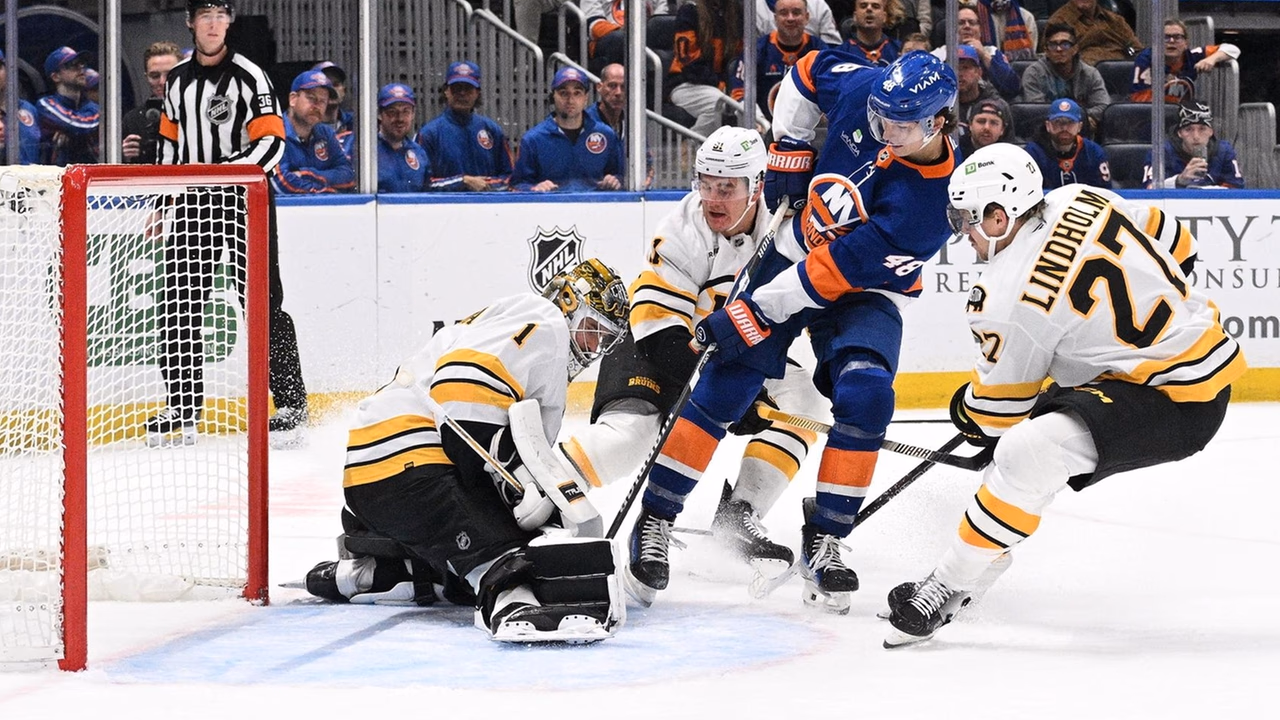 Nikita Zadorov rips Isles fans after Matthew Schaefer hits