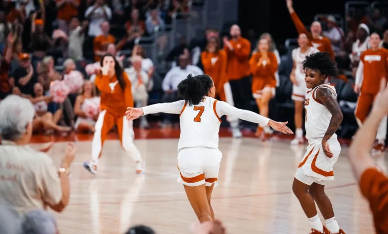 No. 4 Women's Basketball tops James Madison, 95-56