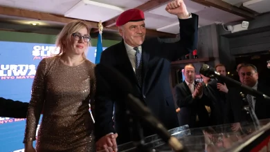 No One Was Sweating It at Curtis Sliwa’s Boozy Election Night Party
