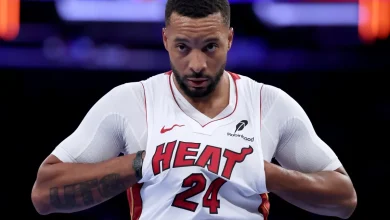 Norman Powell Leaves Heat–Bulls Matchup With Familiar Injury Scare