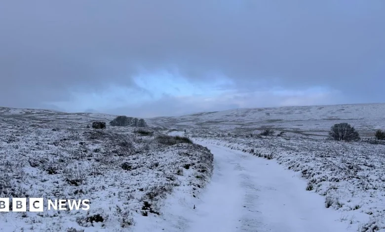 North Yorkshire snow and ice bring travel disruption and warnings