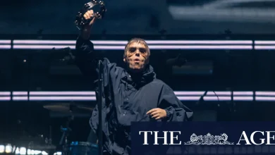 Oasis bring Wonderwall magic to Melbourne – and the crowd goes wild