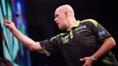 Oersterke Michael van Gerwen stoot door op Grand Slam of Darts en treft nu Danny Noppert