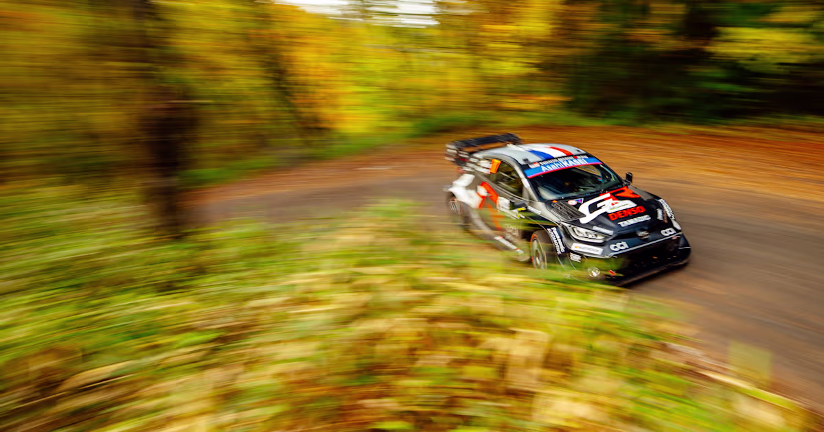 Ogier resists Evans’ charge to lead tense Toyota showdown