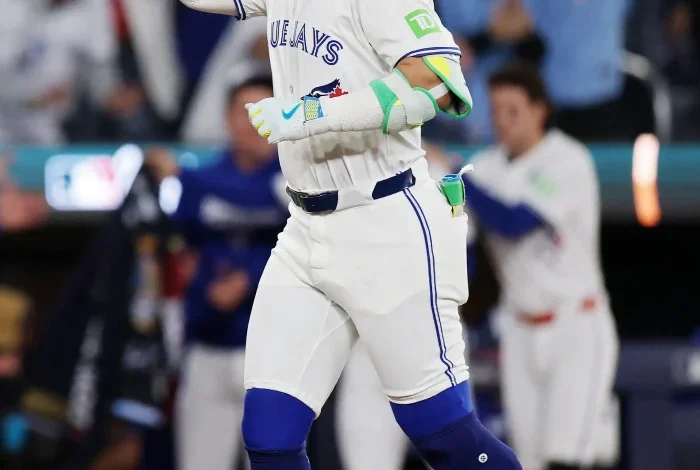 Ohtani is also a human being after all. His dream is to win the Dodger