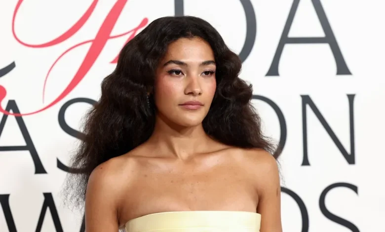 Olivia Dean Calls Out Ticketing Companies Over High Resale Prices