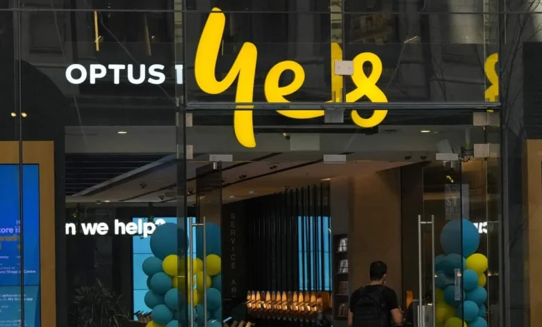 Optus outage: 14,000 customers without coverage, triple-zero calls affected