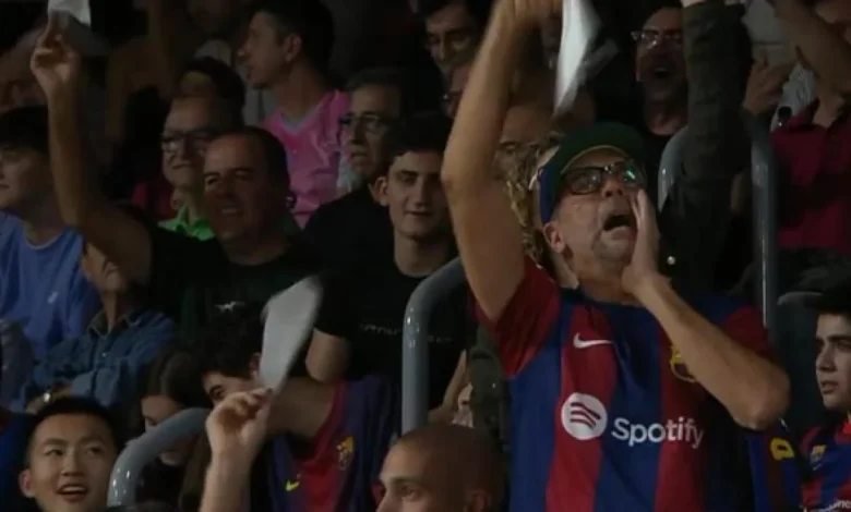 Otra pañolada en el Palau y peticiones de dimisión de Cubells