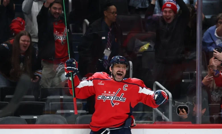 Ovechkin founding member of NHL's 900-goal club