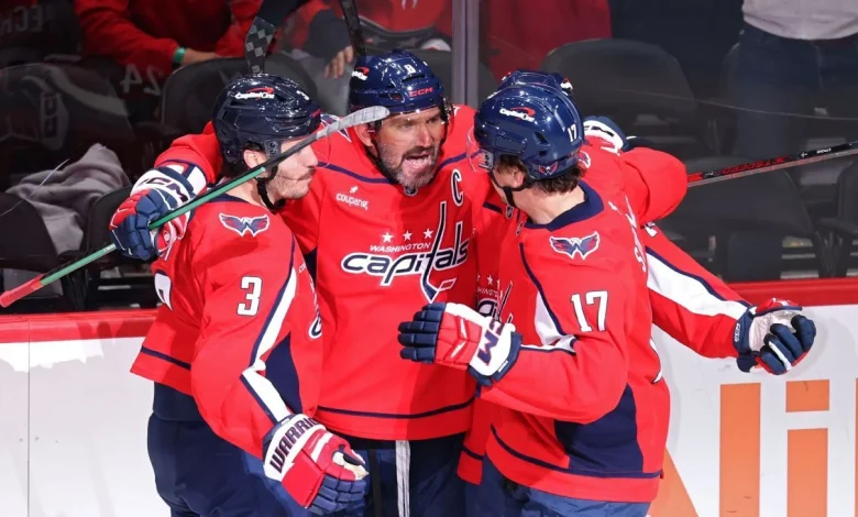 Ovechkin passes Howe in goals at single venue