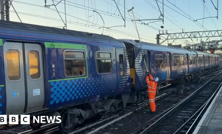 Overnight works to fix damaged electricity lines at Glasgow Central