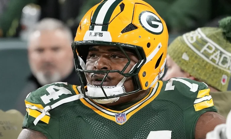Packers Issue Grim Update After Pro Bowler Carted Off vs. Eagles