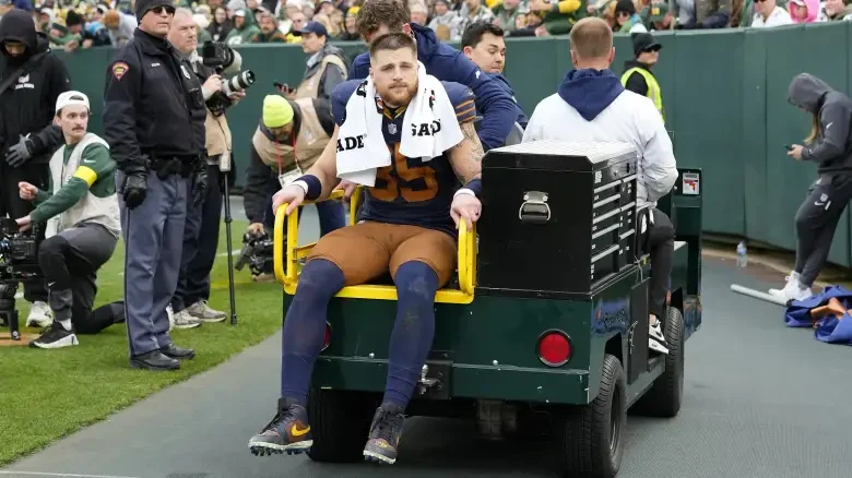 Packers Tucker Kraft Knee Injury a Potentially Devastating Blow in Week 9