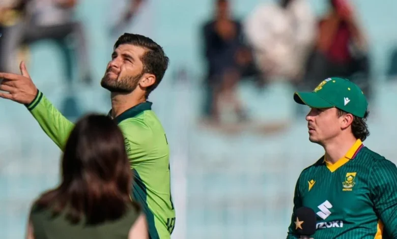 Pakistan batting first against South Africa with chance to win ODI series