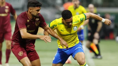 Palmeiras tropeça, Flamengo vence Red Bull Bragantino e dispara na liderança