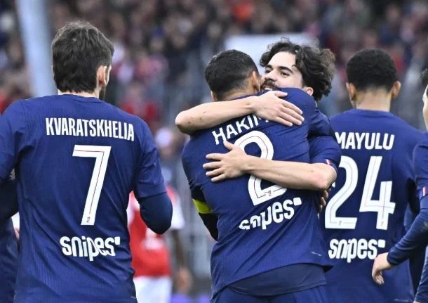 Paris hosts Le Havre, Lens plays Strasbourg