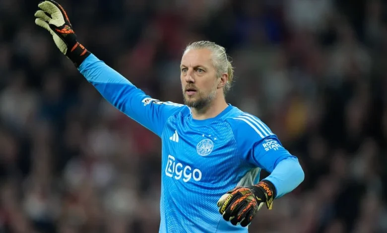 Pasveer voorkomt twee keer een Turkse treffer • Forbs zet Barcelona op achterstand