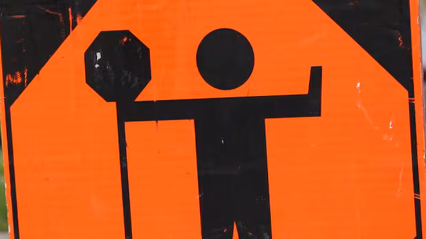 Patience runs thin for traffic delays on Peggys Cove Road