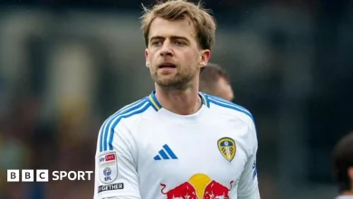 Patrick Bamford: Sheffield United sign former Leeds United striker on short-term deal