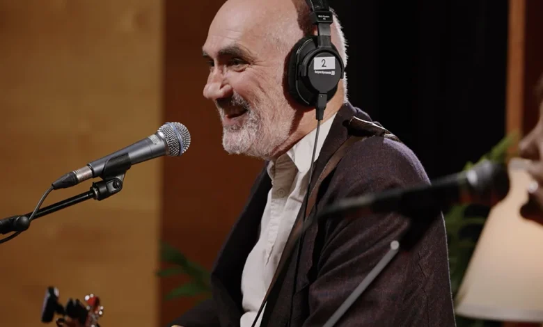 Paul Kelly Takes On A Kylie Minogue Classic For 'Like A Version'