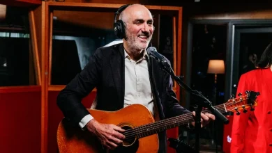 Paul Kelly covers Kylie Minogue's 'Did It Again' for Like A Version