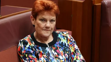 Pauline Hanson censured, One Nation leader suspended from Senate for a week
