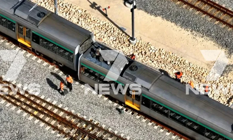 Peak hour chaos as derailment shuts down Perth train lines