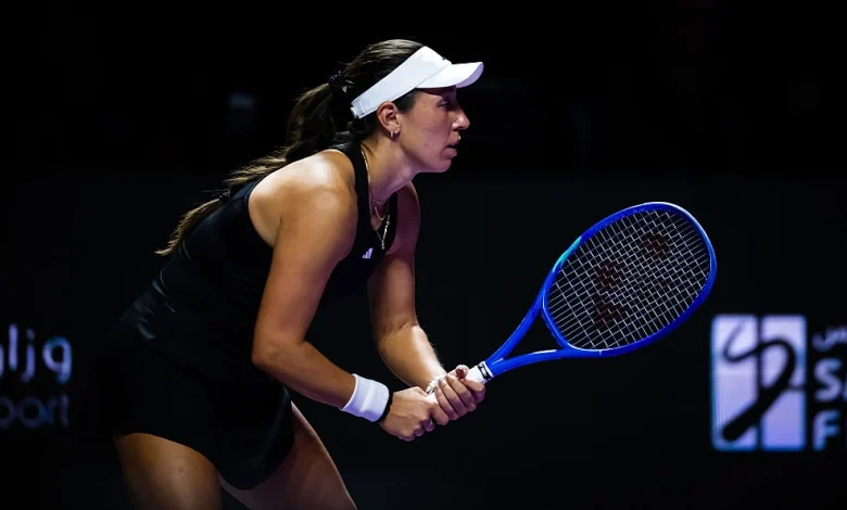 Pegula records straight sets win over Paolini to draw closer to WTA Finals semifinals