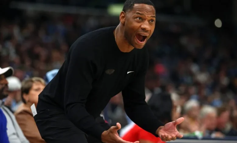 Pelicans Notes: Green, 0-5 Start, Poole, Looney