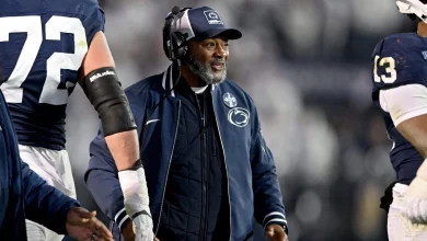 Penn State interim coach Terry Smith wore a pin to honor Joe Paterno. Here’s why